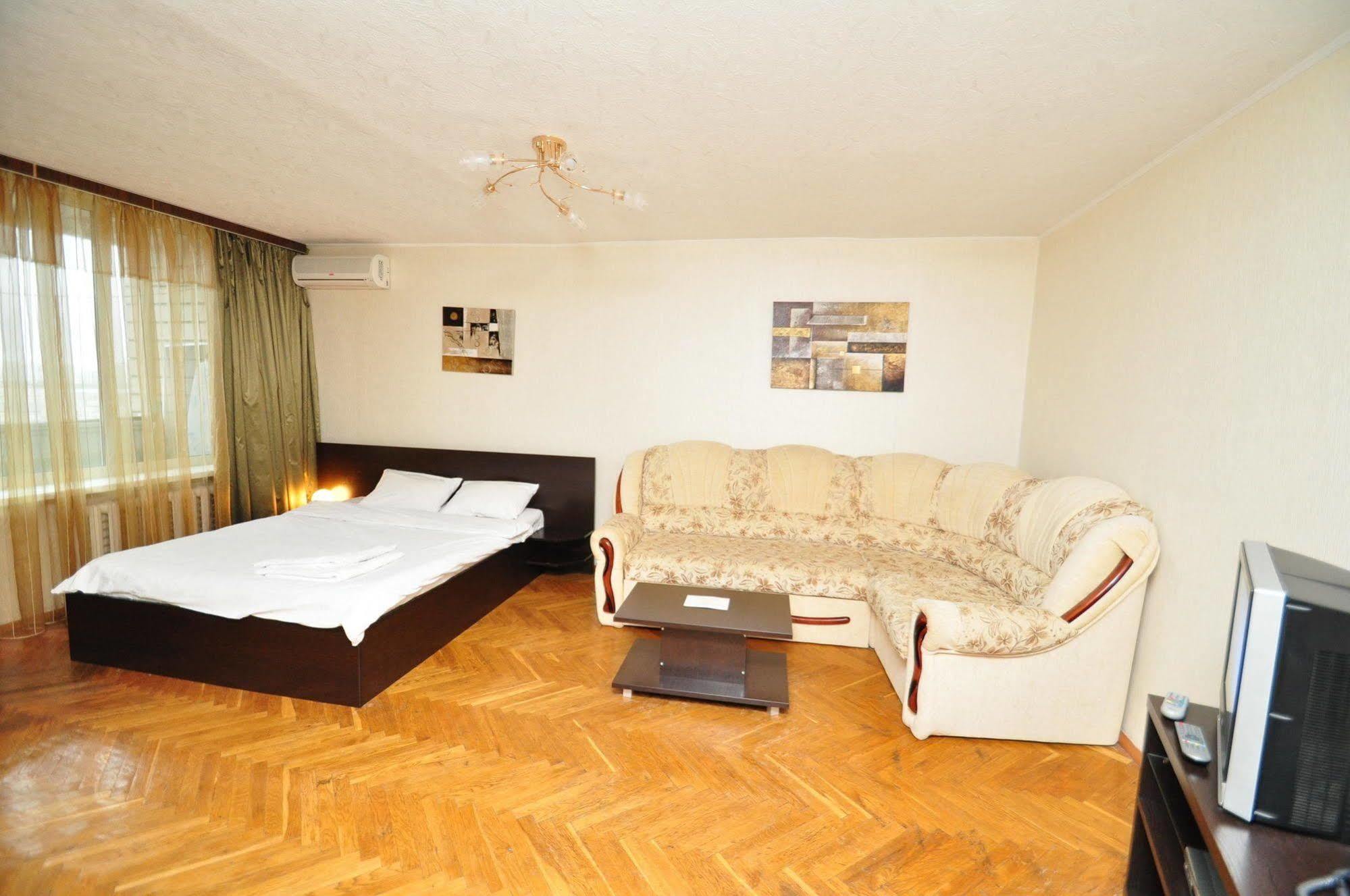 Dayflat Apartments On The Left Bank Kiew Exterior foto