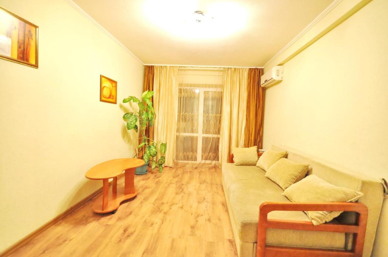 Dayflat Apartments On The Left Bank Kiew Exterior foto